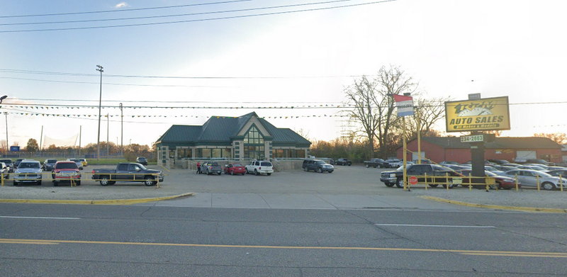 Aunt Ninas Drive-In - Street View Of Car Lot There As Of 2025